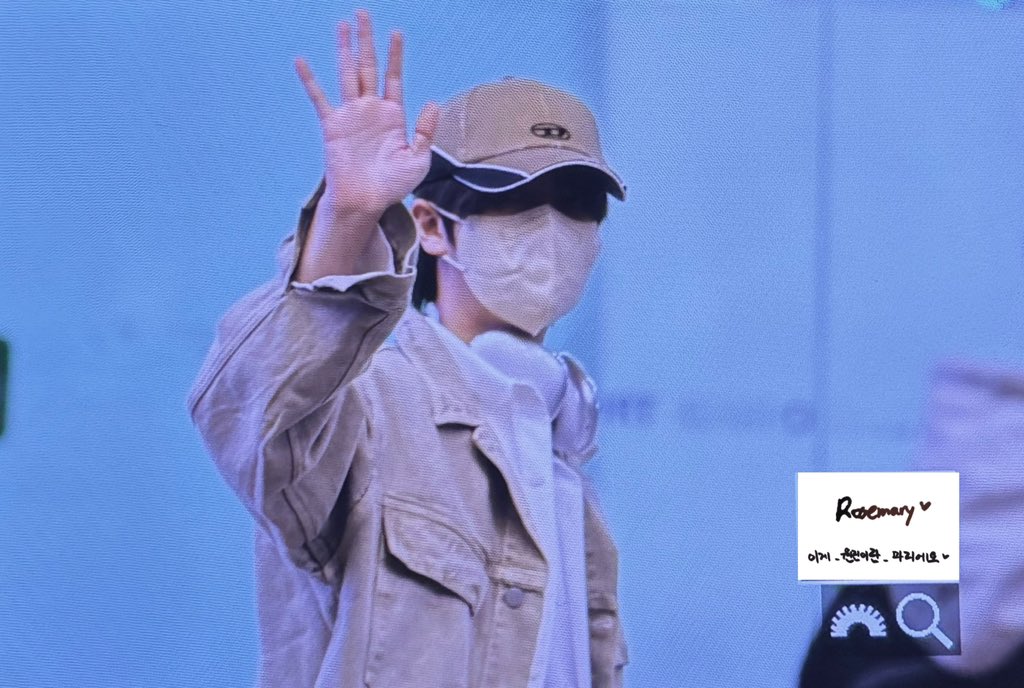 240326 GMP 출국

의상 느낌 좋은데여😎😎

#크래비티 #CRAVITY
#원진 #함원진 #WONJIN 
#이게_원진이란_말이에요