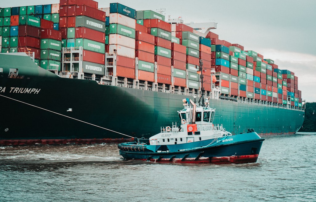 Building Resilience: Essential Strategies for a Strong Supply Chain: lttr.ai/AQmEF

#SupplyChainResilience #MeetingCustomerDemands #InterconnectedBusinessLandscape #SupplyChainDisruptions #CompanySSupplyChain #GeopoliticalEvents #SupplierFailures #FinancialLosses