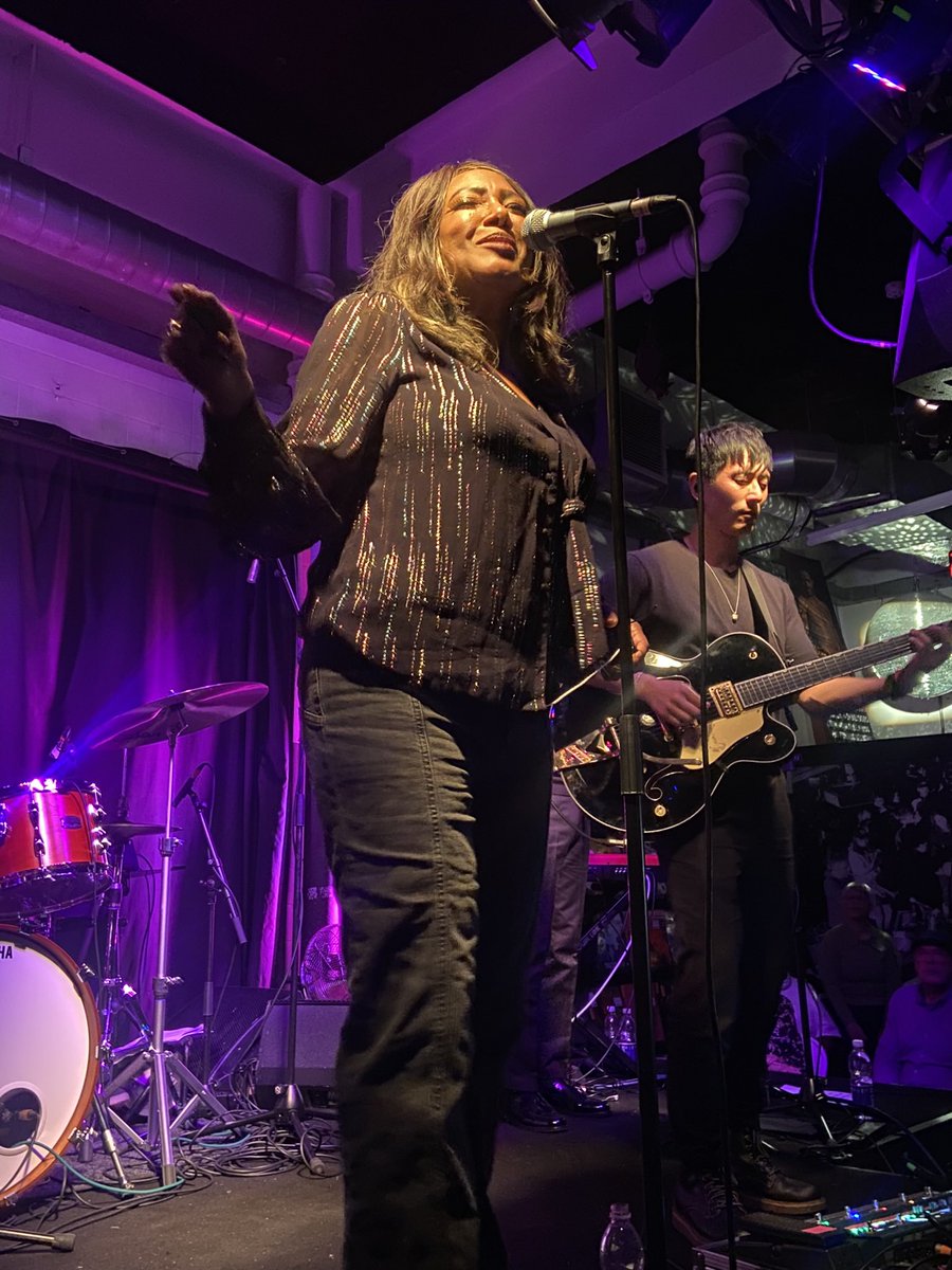 JUMPINSOUNDS's tweet image. Celebrating the release of her first album in 26 years @deecleeofficial took to the stage @RoughTrade to perform songs from #JustSomething with a full live band and proving that the incredible voice is back. #DeeCLee #AcidJazzRecords #RoughTradeEast #JUMPINSOUNDS