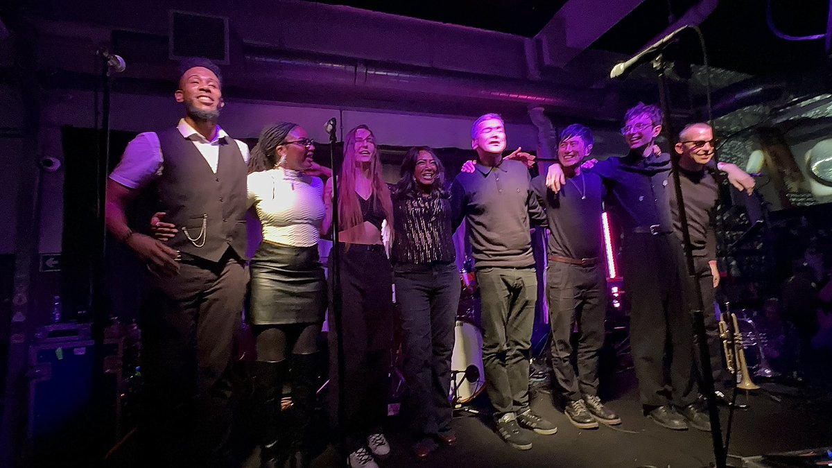 JUMPINSOUNDS's tweet image. Celebrating the release of her first album in 26 years @deecleeofficial took to the stage @RoughTrade to perform songs from #JustSomething with a full live band and proving that the incredible voice is back. #DeeCLee #AcidJazzRecords #RoughTradeEast #JUMPINSOUNDS