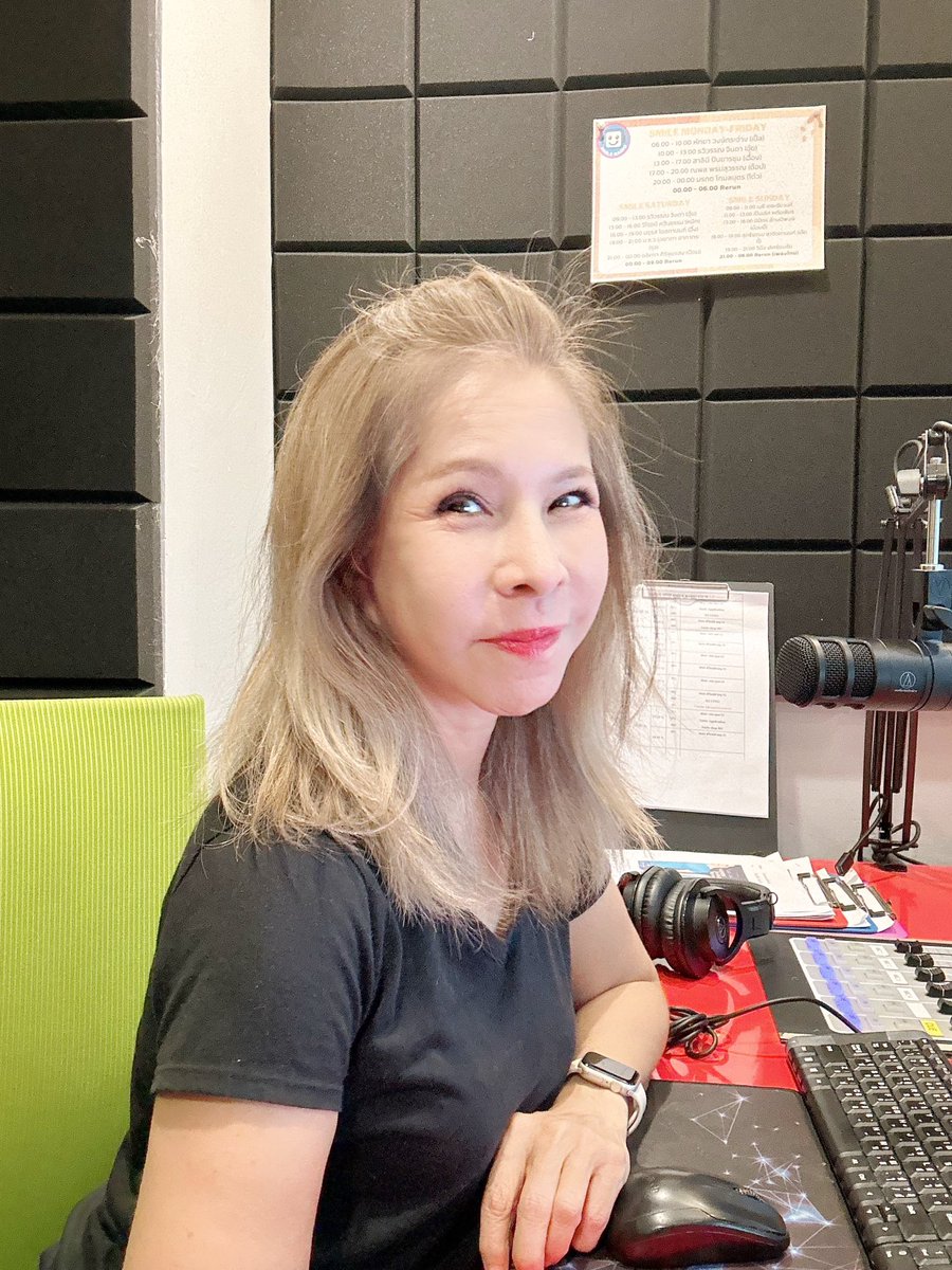 rawichin's tweet image. อยู่กันยาวๆเลยค่ะ ตั้งแต่ 6:00 น  ไปจนเที่ยงเลยนะคะ  😁❤️❤️

#smileradio
#weekday