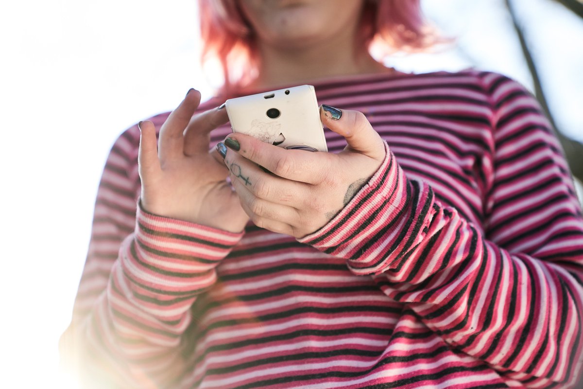 Young people and suicide prevention experts agree collaboration is the key to improving online safety in relation to self-harm and suicide, a new Orygen study has found. More: bit.ly/4arPlWC