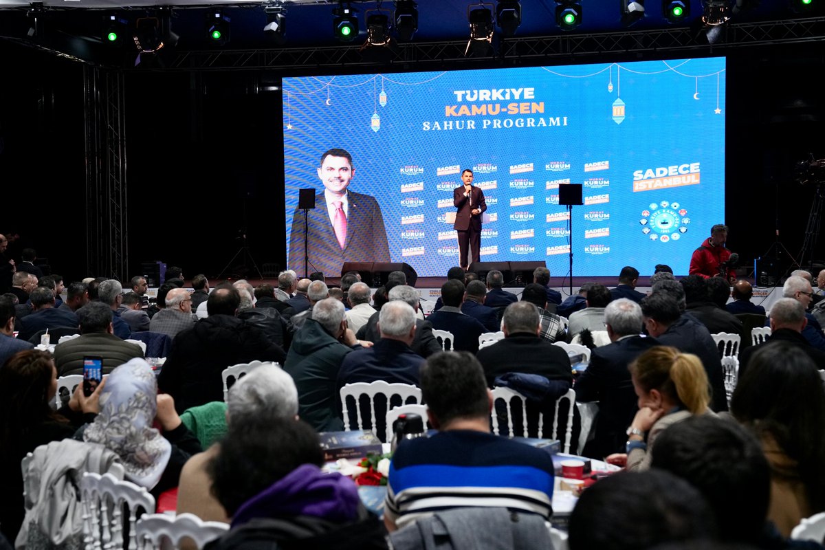 murat_kurum's tweet photo. Tempomuzu bir an bile düşürmüyoruz.

Sahurun bereketini kamu hizmetlerinde görev alan Kamu-Sen ailesiyle paylaşıyoruz.

@Kamu_Sen @haydaraliyildiz https://t.co/3HZSG9Q2Z7