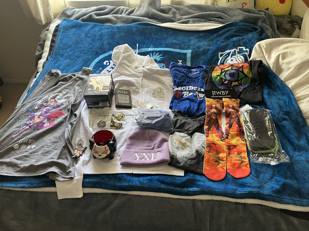 Not gonna lie this is a bittersweet gift from the boss 😭😭😭
