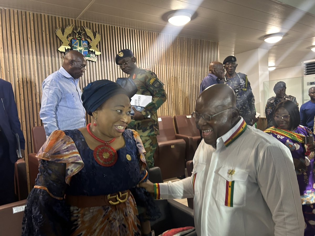 H.E @AmbSamate delivered a resounding speech at t/closing ceremony of the #13AfricanGames. She further had a brief conversation with the President of Ghana🇬🇭 H.E. @NAkufoAddo in appreciation for his unflinching support, commitment & perseverance in delivering a spectacular Games.