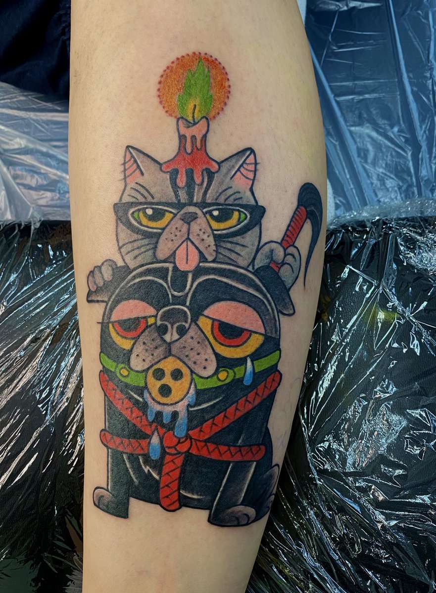 猫と犬
#埼玉県熊谷市　#彫玄　#刺青　#tattoo #アメトラ　#traditionaltattoo #埼玉タトゥー　#pug  #深谷　#上尾　#本庄　#太田　#東松山　#予約優先　#当日予約ok