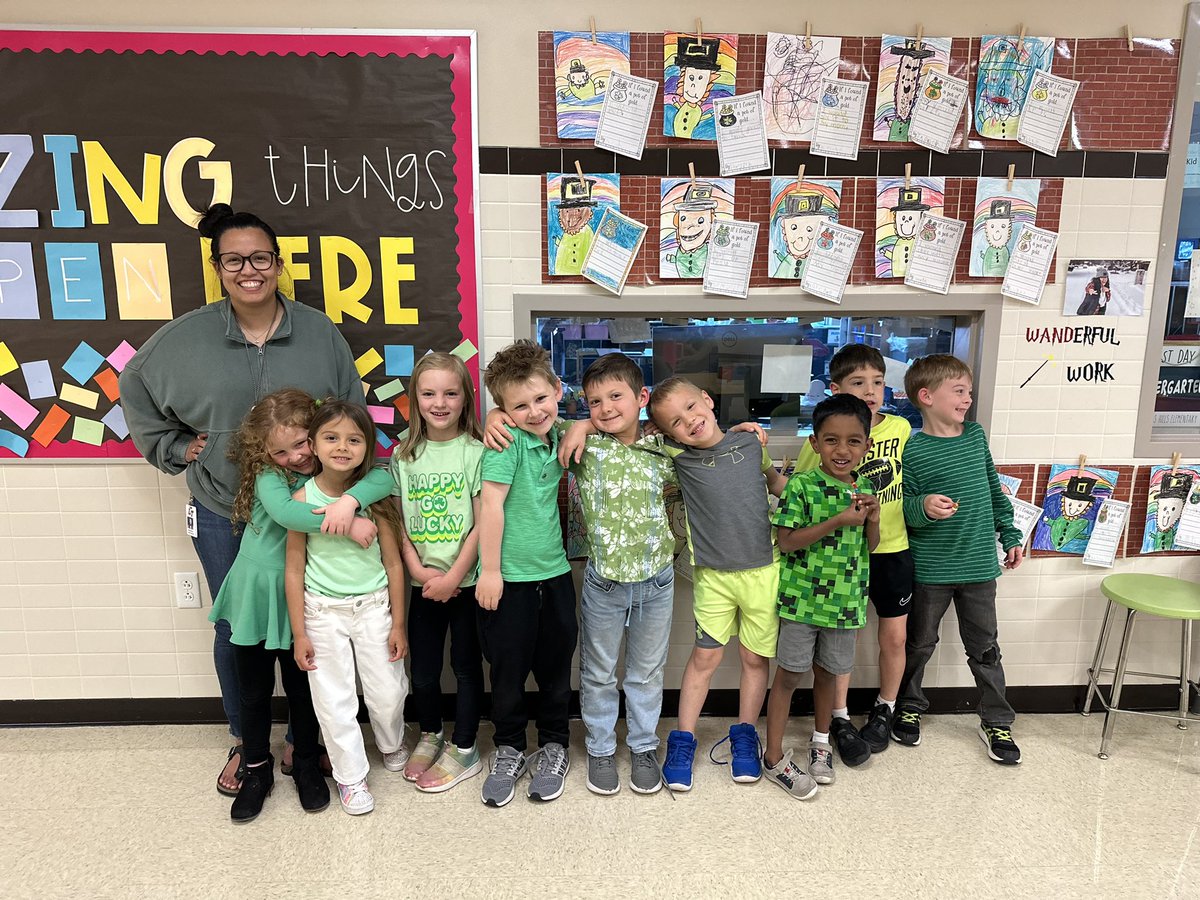 Bianca Sanderson (@kinders2wizards) on Twitter photo Wearing green to show our love and support to <a href="/hornetstrong/">Tom Green Elementary</a> 💚 Our love, support and prayers go out to your school community. 💚 Wearing green to show our love and support to <a href="/hornetstrong/">Tom Green Elementary</a> 💚 Our love, support and prayers go out to your school community. 💚