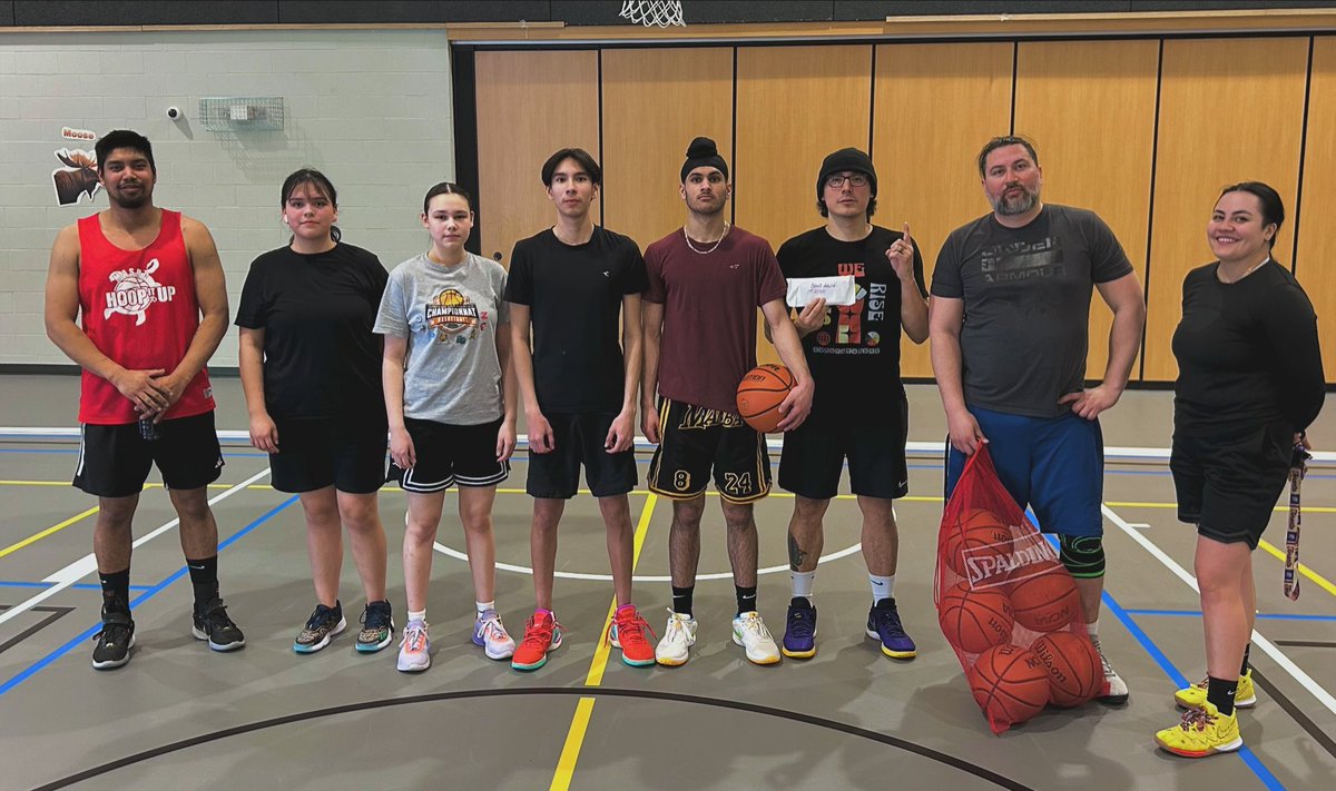 TreeFbgg's tweet image. Champed it out! Two weekends in a row! Won 10 games in a row #rezball