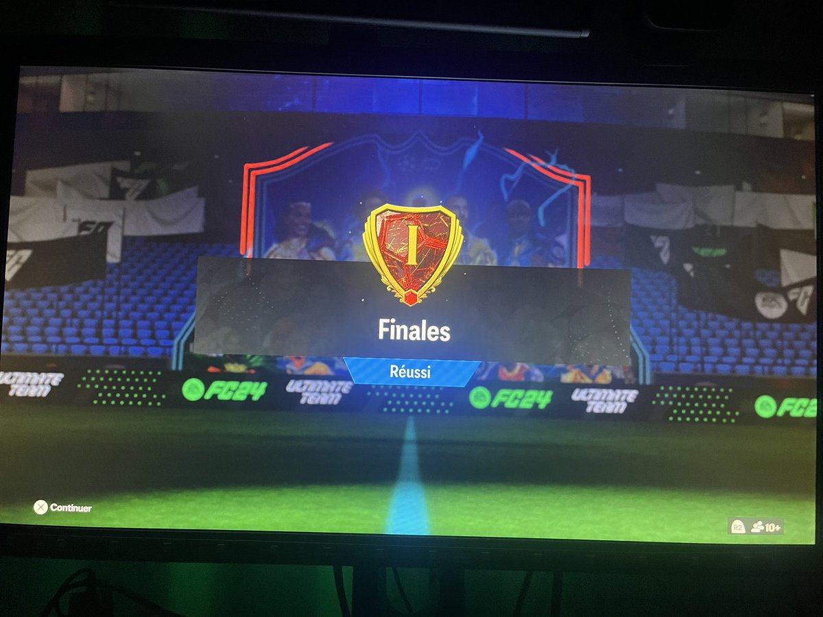 LaGazance tweet media