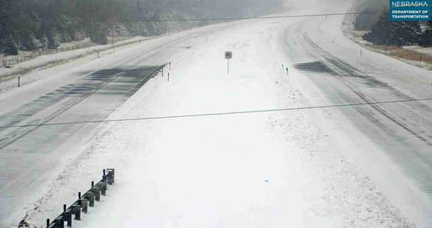 NebraskaDOT's tweet image. 🚨 Closure Alert🚨

(1/2) High winds, low visibility and poor travel conditions will close I-80 tonight. Adjust travel plans and find a safe place to stay. 

Reminder:
Closed: I-80 west from Kearney to North Platte  
Closed: I-80 east from Wyoming State Line to Lexington