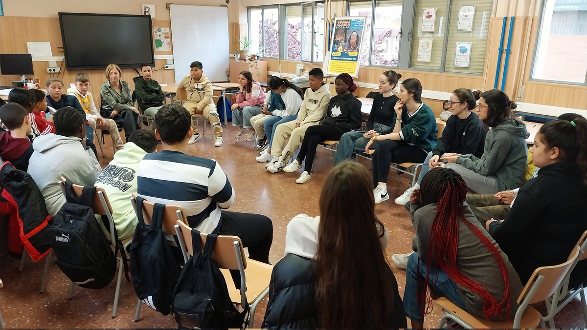CEIP Ramiro Solans (@cpramirosolans) on Twitter photo Círculos de diálogo alumnado @FacultadEducaUZ y quinto-sexto . Interesantes reflexiones sobre el uso de Tic Toc y los discursos de odio en el marco de un Proyecto de Innovación .Concienciar en el buen uso de redes sociales <a href="/RedEvolucionAr/">RedEvolucion</a> <a href="/InnovaEducAr/">InnovaEducAr</a> <a href="/CendoyaA/">Arancha Cendoya</a> <a href="/jcanojcano/">Jacobo Cano Escoriaza</a> Círculos de diálogo alumnado @FacultadEducaUZ y quinto-sexto . Interesantes reflexiones sobre el uso de Tic Toc y los discursos de odio en el marco de un Proyecto de Innovación .Concienciar en el buen uso de redes sociales <a href="/RedEvolucionAr/">RedEvolucion</a> <a href="/InnovaEducAr/">InnovaEducAr</a> <a href="/CendoyaA/">Arancha Cendoya</a> <a href="/jcanojcano/">Jacobo Cano Escoriaza</a>