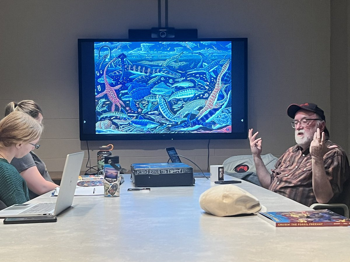 I’m immensely appreciative of the amazing Ray Troll chatting with my @GeoFHSU #paleontology class this morning. #paleoart