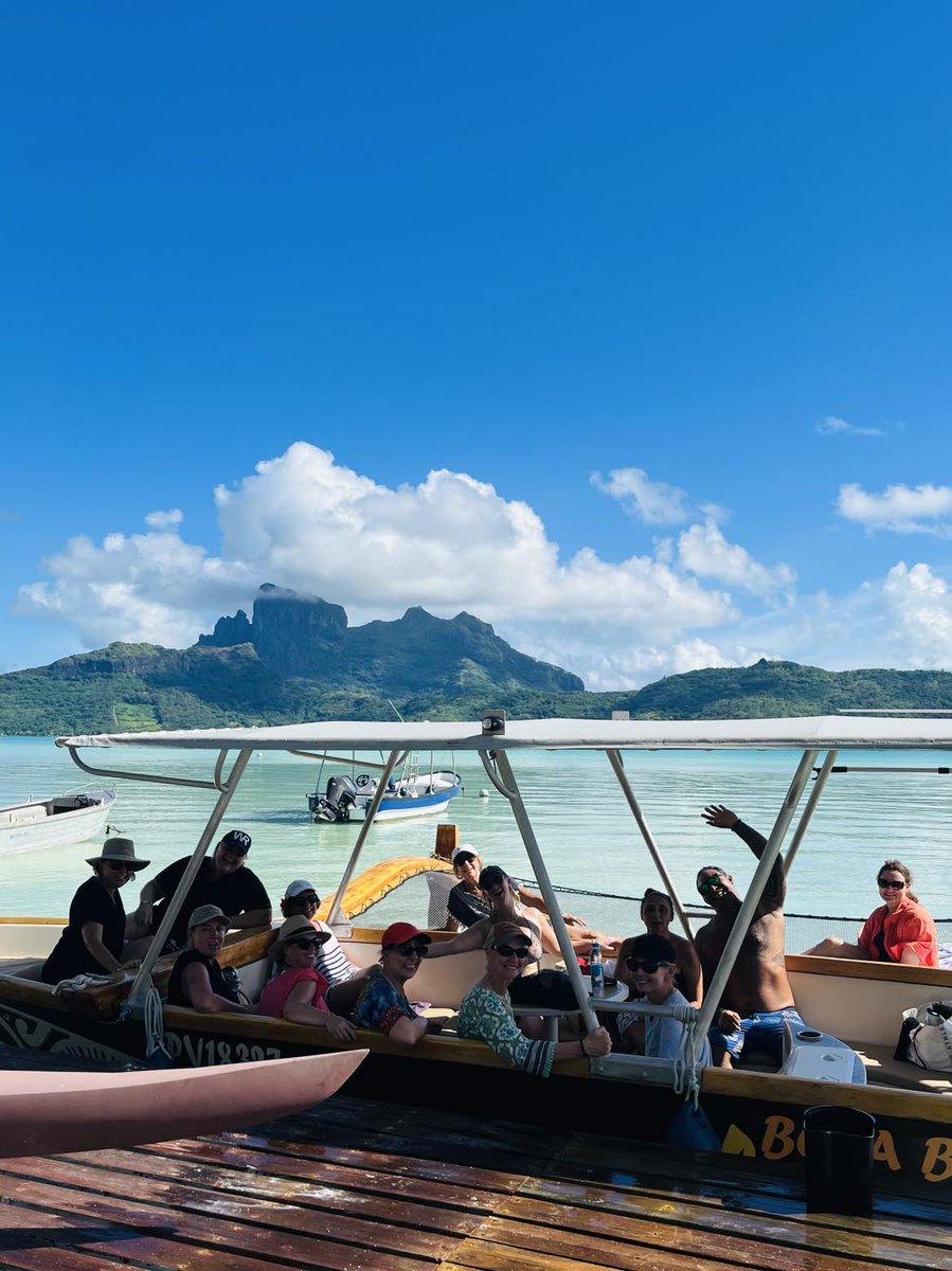 CaroBrunel's tweet photo. 🛳️🏖️🌺 Tahiti Treasures Unveiled: Agents' Epic Fam Trip! 🛳️🏖️🌺
We recently host our top Aussie and Kiwi agents on a remarkable 10-day journey through The Islands of Tahiti, in collaboration with Windstar Australia and Air Tahiti Nui 🚢✈️
#loveTahiti #TheIslandsofTahiti https://t.co/J1FQo0k0Qt