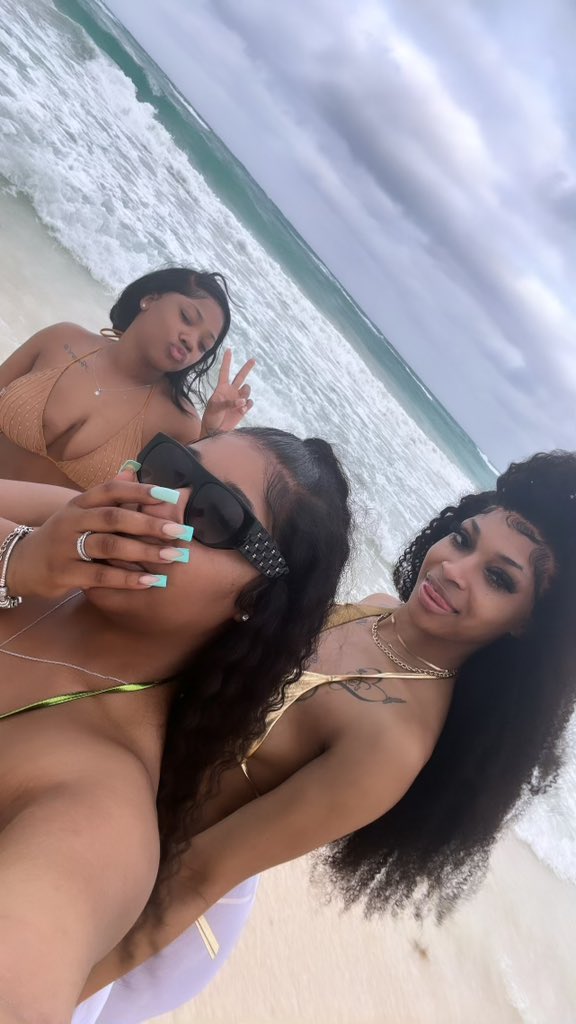 _ayannaE's tweet photo. Anyways 💕💅🏽 https://t.co/D2ioePIwBa