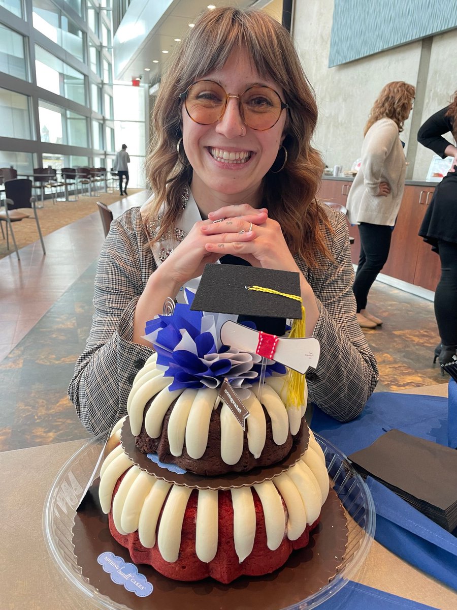 A new doctor in the house 🎉 Congratulations to Dr. House for successfully defending her dissertation today🥂