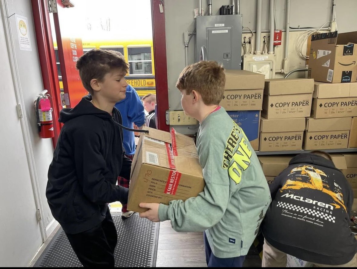 Ms. Parke π€ (@msparkelds) on Twitter photo Thank you <a href="/AreaDoor/">Freehold Area Open Door</a> for teaching us so much about how we can donate back to the community. We are so proud of the over 560 pounds of goods we were able to collect and donate! We couldnβt have done it without all the generous donations from our Tiger Cubsπ€π₯« <a href="/DonovanSchool/">Laura Donovan School</a> (1/4) Thank you <a href="/AreaDoor/">Freehold Area Open Door</a> for teaching us so much about how we can donate back to the community. We are so proud of the over 560 pounds of goods we were able to collect and donate! We couldnβt have done it without all the generous donations from our Tiger Cubsπ€π₯« <a href="/DonovanSchool/">Laura Donovan School</a> (1/4)