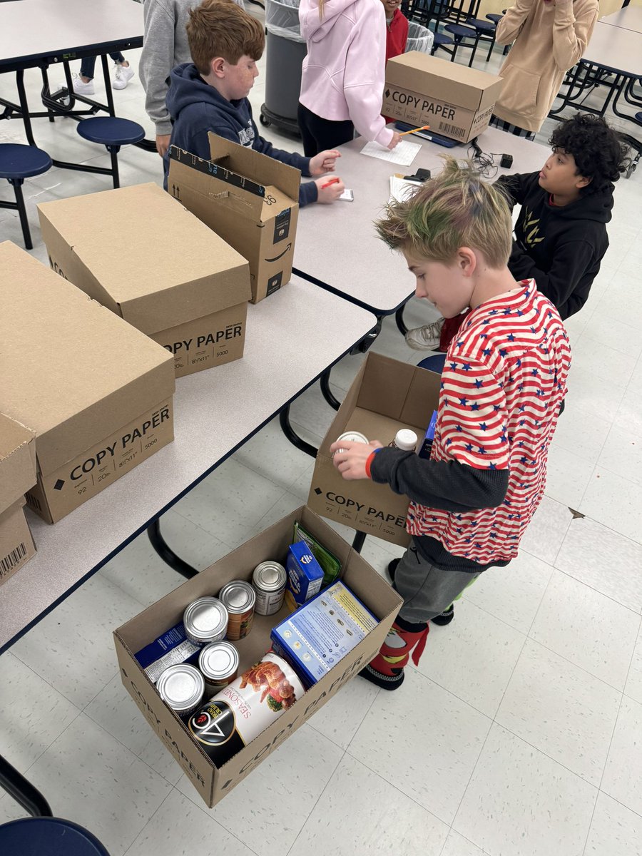 Ms. Parke 🤍 tweet media