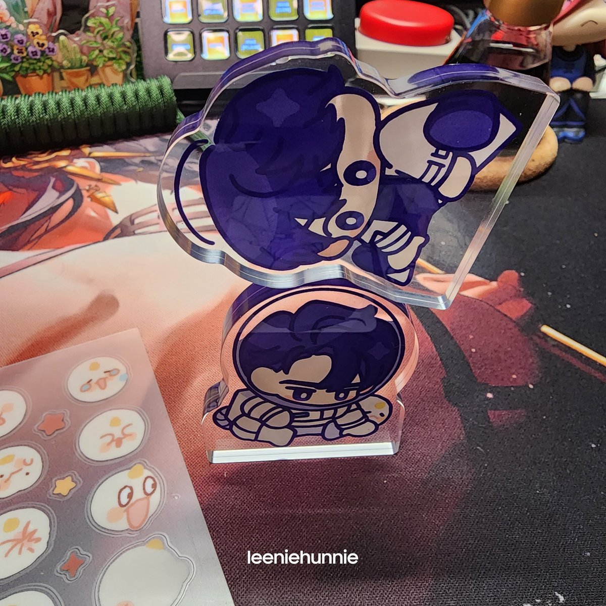 leeniehunnie's tweet photo. Here's my haul from last weekend's #coscarni #CosplayCarnival2024 !! 🧵
Local artists keep getting better and better.. I can't help but admire them so much! Thanks for everything you do for your respective fandoms! 🥰
Let's start with @waffletop_ (ORV, ToT) ! https://t.co/RDVduEpKVO