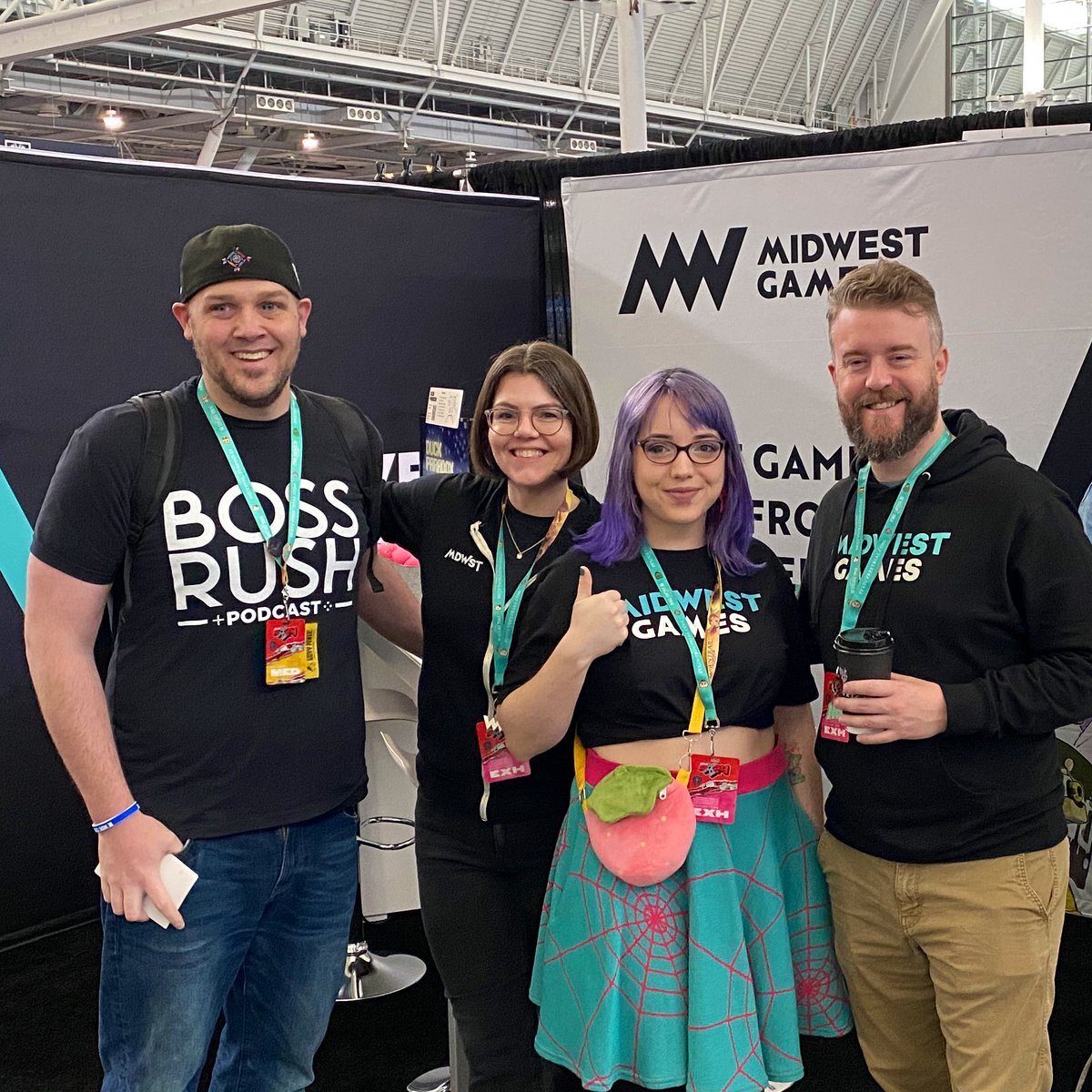 My favorite booth at #PAXEast was def @MidwestGamesCo. #RaRaBoom from @ChrisBergman &amp; <a href="/GyleeGames/">Gylee Games</a> &amp; #TheLullabyofLife from <a href="/1SimpleGame/">1 Simple Game ✨The Lullaby of Life NOW on STEAM!</a> were the stand outs, <a href="/majornelson/">Larry Hryb, Gamer Emeritus 📱⌨️🖱️🎮</a> was so great, talked to us for like 10 minutes on his own time, &amp; the in-booth team was spectacular. More soon
