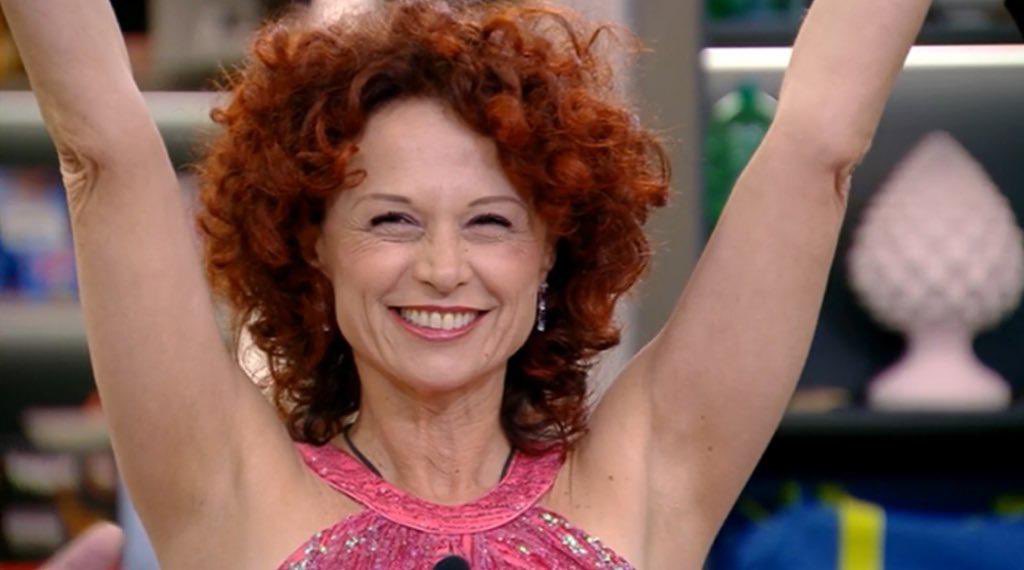 Bea, tra pochissimo vedrai quanto amore per te c'è qua fuori e sono sicura che resterai commossa e saprai che la vittoria l'hai portata in ogni angolo condividendo l'immensa persona che sei. Questo è solo l'inizio, perché hai lasciato un segno indelebile. GRAZIE❤️
#grandefratello