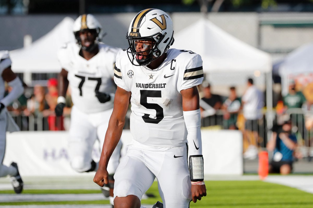 AGTG! After a great talk with Vanderbilt staff, I am blessed to receive an offer from Vanderbilt #AnchorDown @VandyFootball @FBCoachK @Coach_Lea @MikeRoach247 @BHoward_11 @SOCGoldenBearFB @ZachIsGreat_ @coach_traylor @CoachLinley60 @CoachIngram52 @TrueBuzzFB