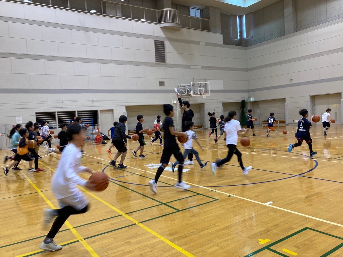 ybc_academy's tweet photo. /
#BリーグHope #そなえてバスケ
by #日本郵便
そなえてバスケ杯開催中❗️
\
クラブ防災アクション #7thweek に #ディフェンスアクション を58回実施❗️
バスケを通じて防災力もアップ⤴️たくさんの子どもたちが期間中に参加してくれました😊✨
詳細は▶ https://t.co/RaI9u844Rs
#ビーコル https://t.co/H7fmOOHeYm