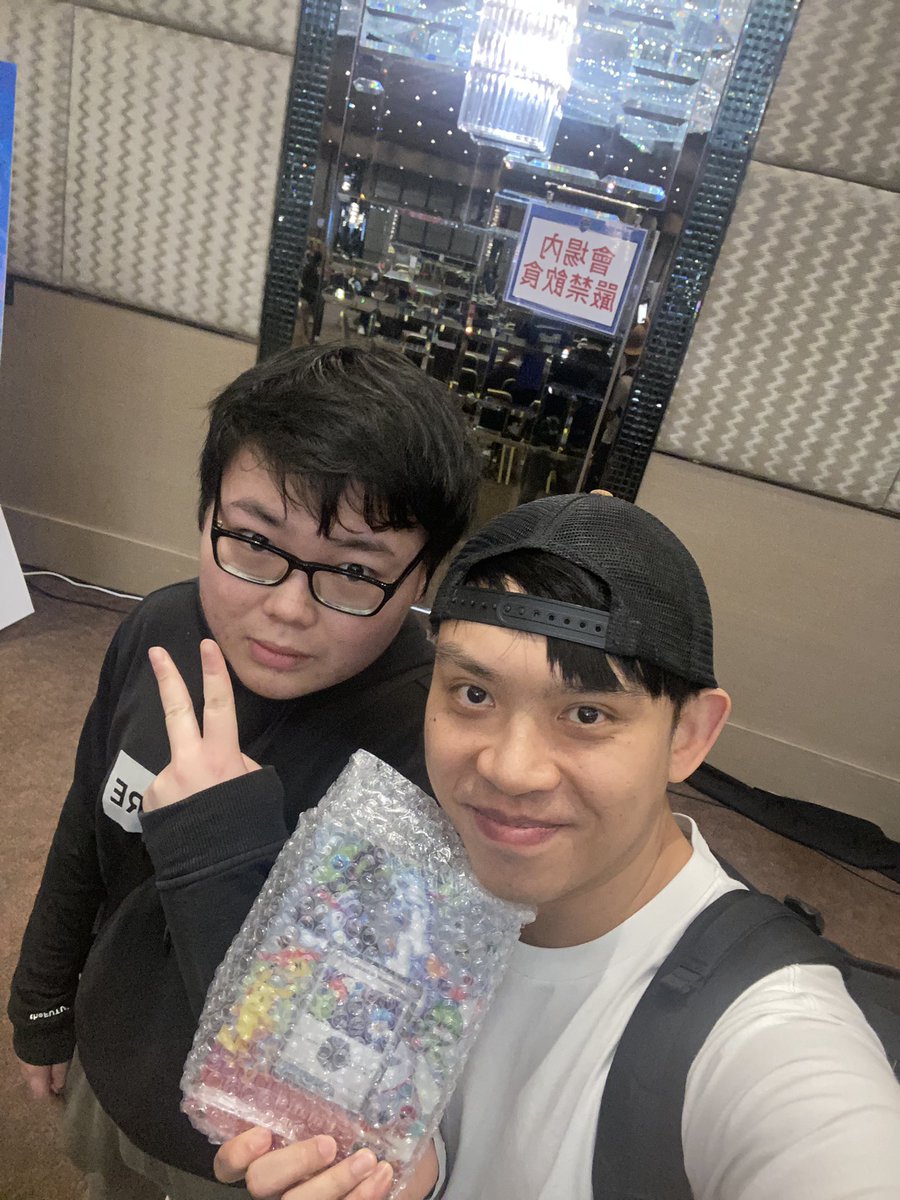 wInDwInDA2's tweet photo. 23-03-2024 HKRL vol.3 
人數：約500人左右
Deck: 阿爾大牙狸噴火龍ft:mew ex
R1:大牙噴W
R2:未來電W
R3:古代小人W
R4:芒果豹 W
R5:鳥牙噴 W
R6:帝牙巨金 L
R7:鳥牙噴 W
R8:放逐鬼龍 W
R9:大牙噴 L
R10:t16 阿爾牙狸噴  W
R11:t8牙狸帕豹 W
R12:t4雄偉牙 W 
R13:冠亞鳥噴 L

最後成績：Finalist https://t.co/V9hd1uFWYA