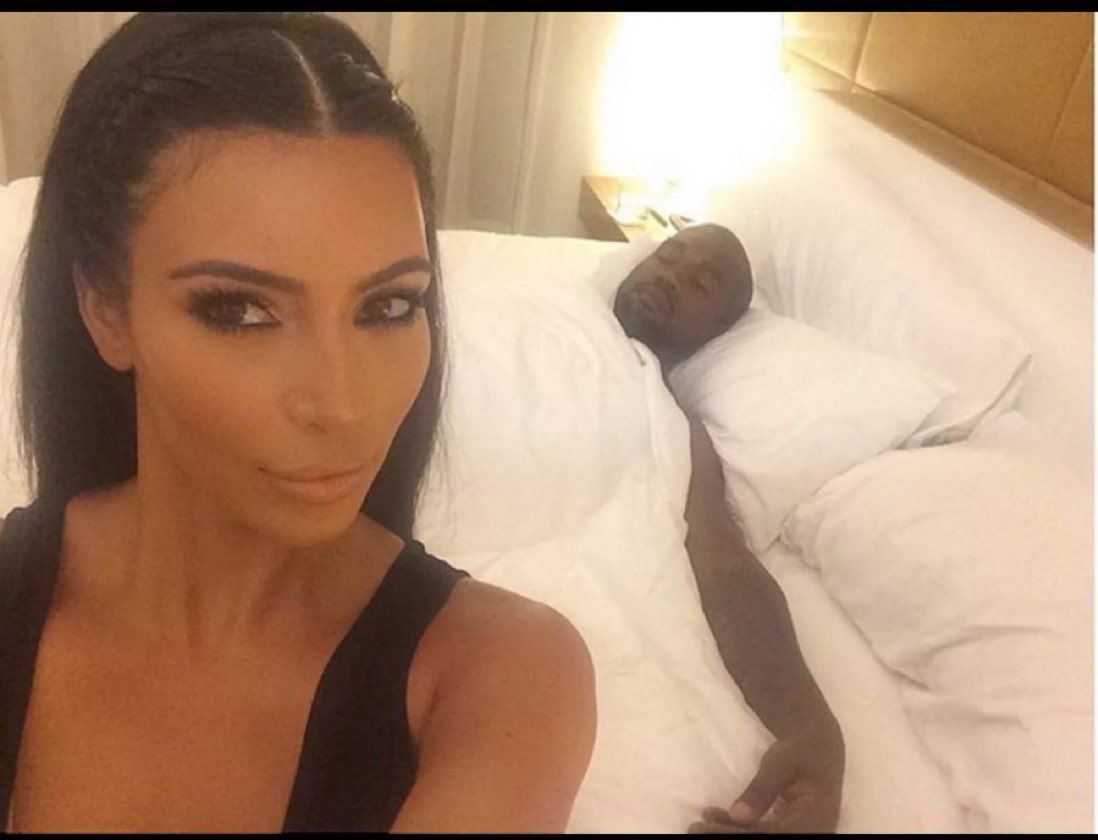 invis4yo's tweet image. me after i give him this million dollar pooosayyyyy