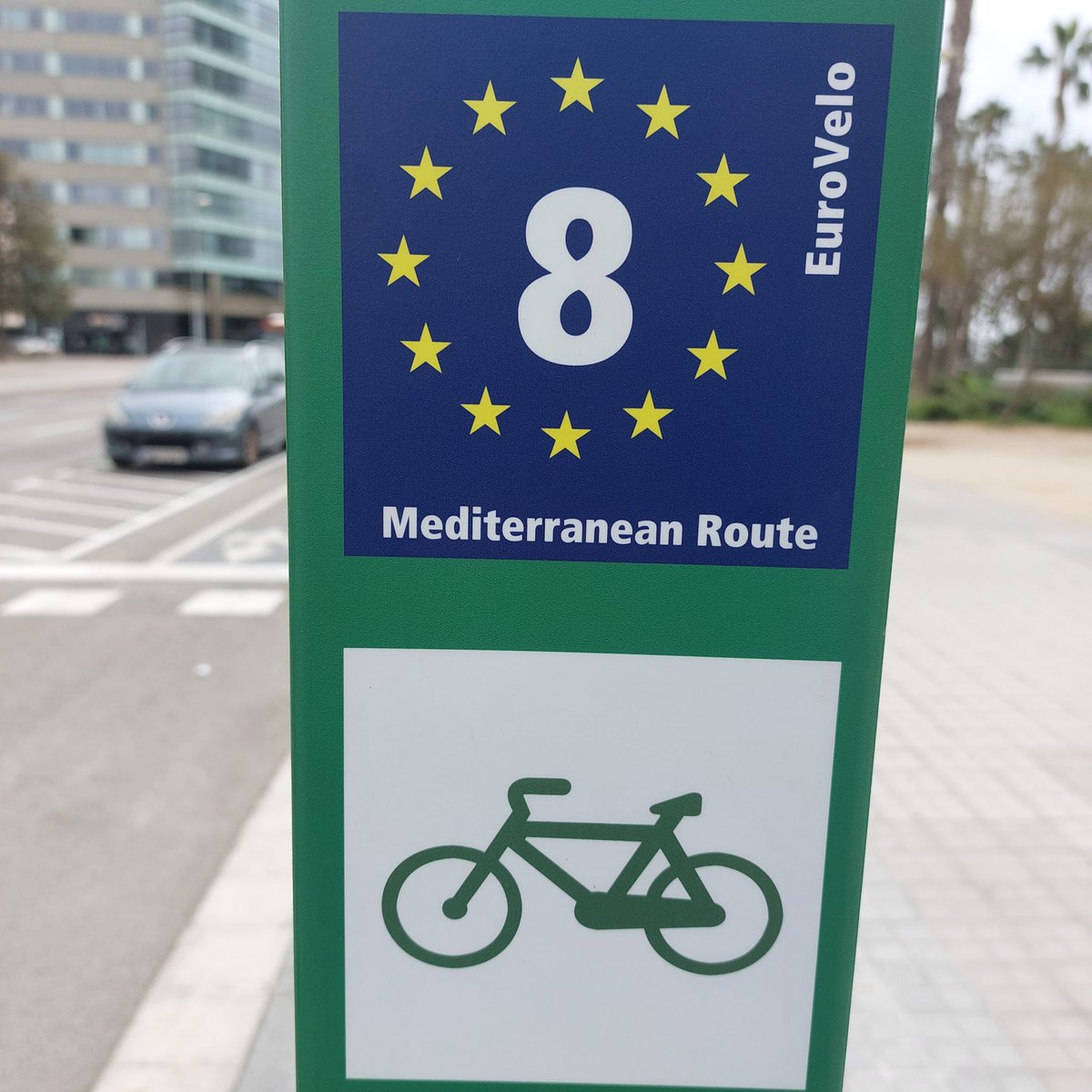 Punt de l'#Eurovelo8, esperem que aviat finalitzi la seva construcció 👷‍♀️ i senyalització ➡️
@ECFEuroVelo 
@EuroVelo_ES 
@eurovelo