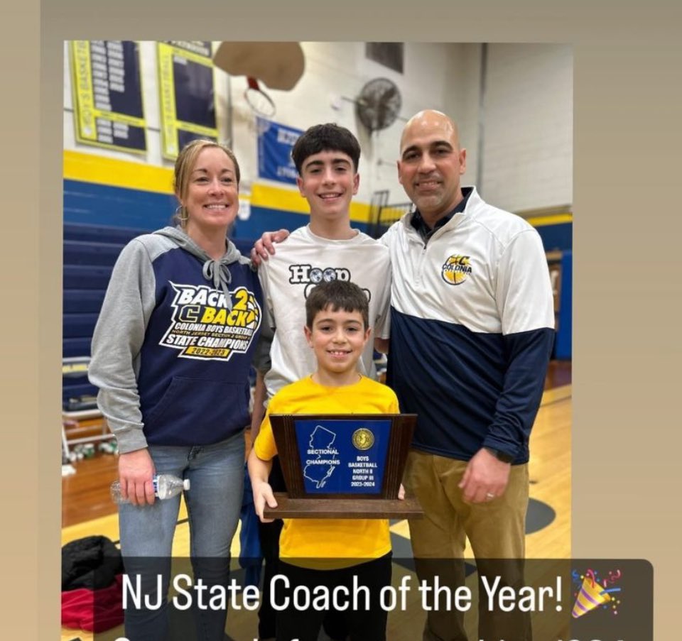 Congrats to @CTownHoops HC @Coachjrod264 on winning NJ State HA Coach of the year. A long time on court rival of @StJoesMetuchen Coach Rodriguez is a competitor, a sportsman and a gentleman, win or lose! Well deserved Coach.