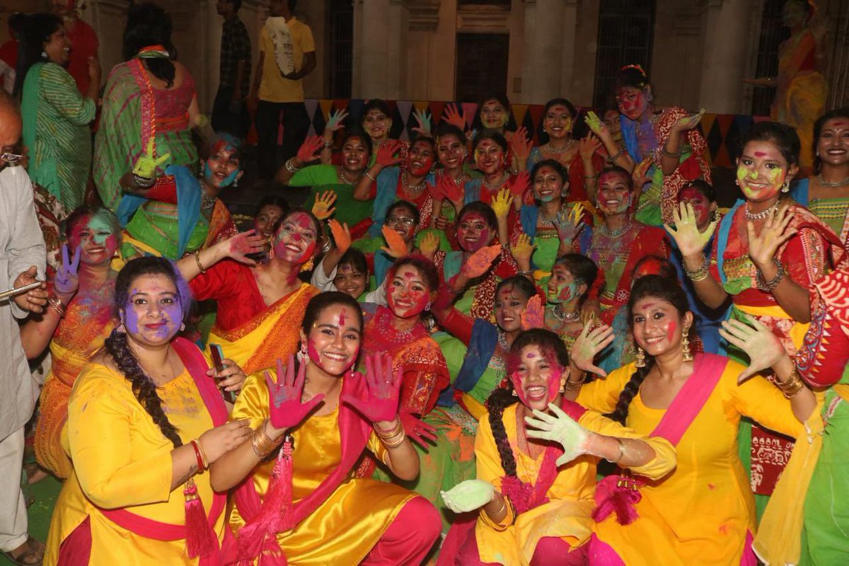 Diksha Manjari celebrates Basant at Indian Museum in association with Prabha Khaitan Foundation 2024