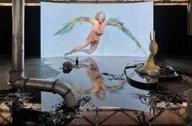 peterteriele's tweet image. Mooi in #Tilburg #DePont Laure Prouvost
In the mist of it all, above front tears. Een surreële, absurdistische en poëtische wereld in het museum.