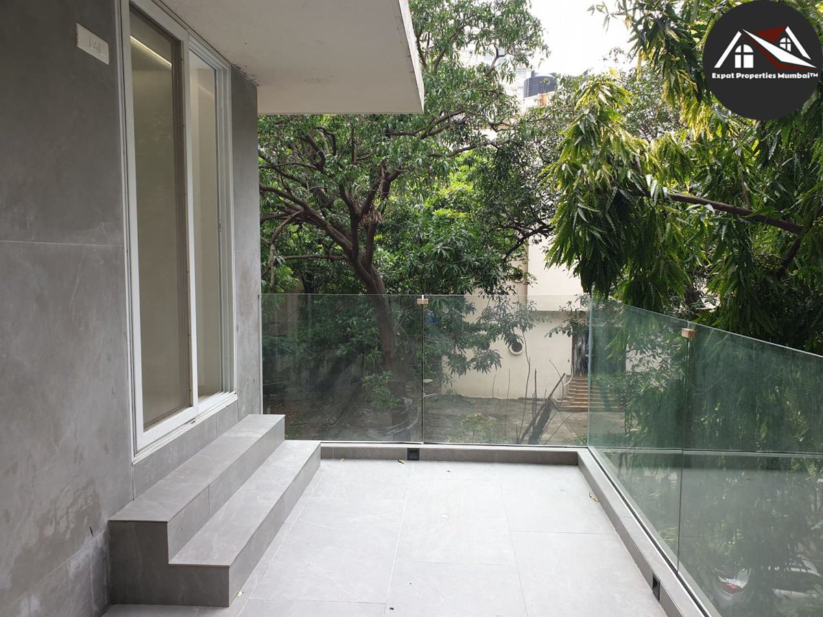 Expat_Props's tweet image. Available this large 2BHK with a private terrace in a new building at Khar approx 2,000 sqft all inclusive. Semi Furnished.
Rent: 4.5 lakhs negotiable.
Whatsapp or Call us for Visits: +91 9820799225.
Our Fee: 1 Months Rent +18% GST.
Visit us for more: expatpropertiesmumbai.com