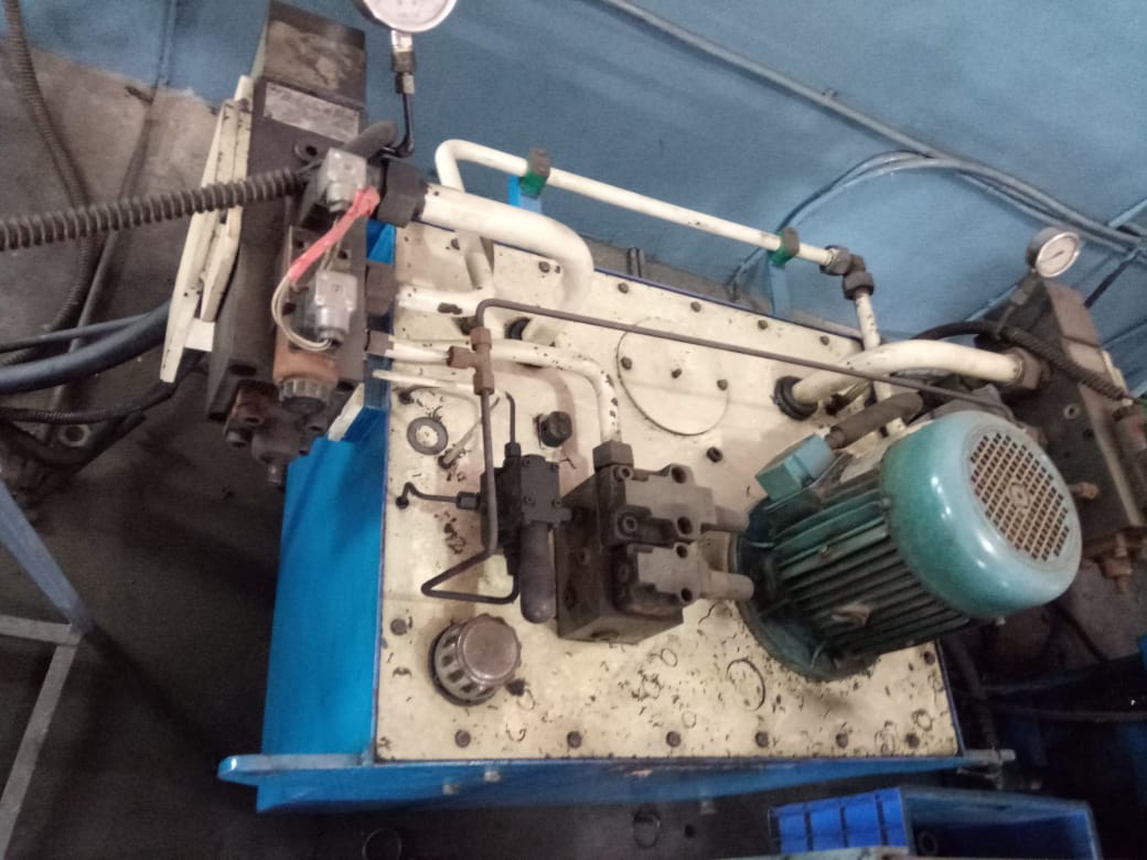 vatsntecnic's tweet photo. Used Rubber Molding Hydraulic Press 
Available For Sale 400*400 
two daylight press set with 120 tonnage 
available for sales

Contact us on +91 9310375229
For more Details Please Visit Our Website
https://t.co/tNZyNuJlI3

#UsedRubberPress
#RubberMolding
#HydraulicPress https://t.co/9RbOpRnVHw