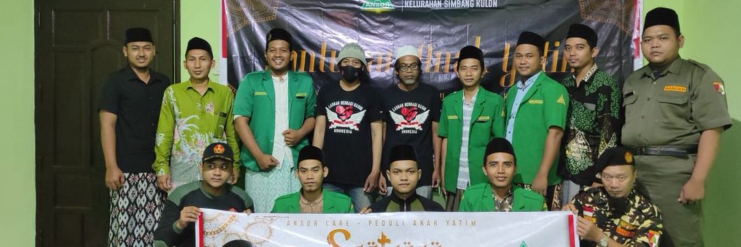 KangDien_Wae's tweet photo. Mohon doa restunya, kami (Laskar Berbagi Kasih) Divisi Kumplang Chapter Pekalongan bersama dengan @AnsorSimkul akan melanjutkan program sosial yang sudah berjalan, diantaranya santunan untuk anak-anak yatim.
#AnsorSimbangKulon
#LaskarBerbagiKasihIndonesia Chapter Pekalongan https://t.co/ixl0j9sbHR