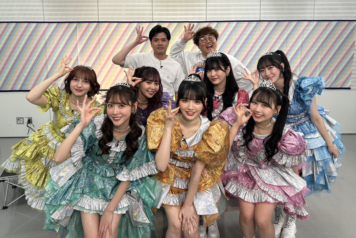 マユリカとおねだりフルーツジッパー 初回収録時の集合写真です📷 2組