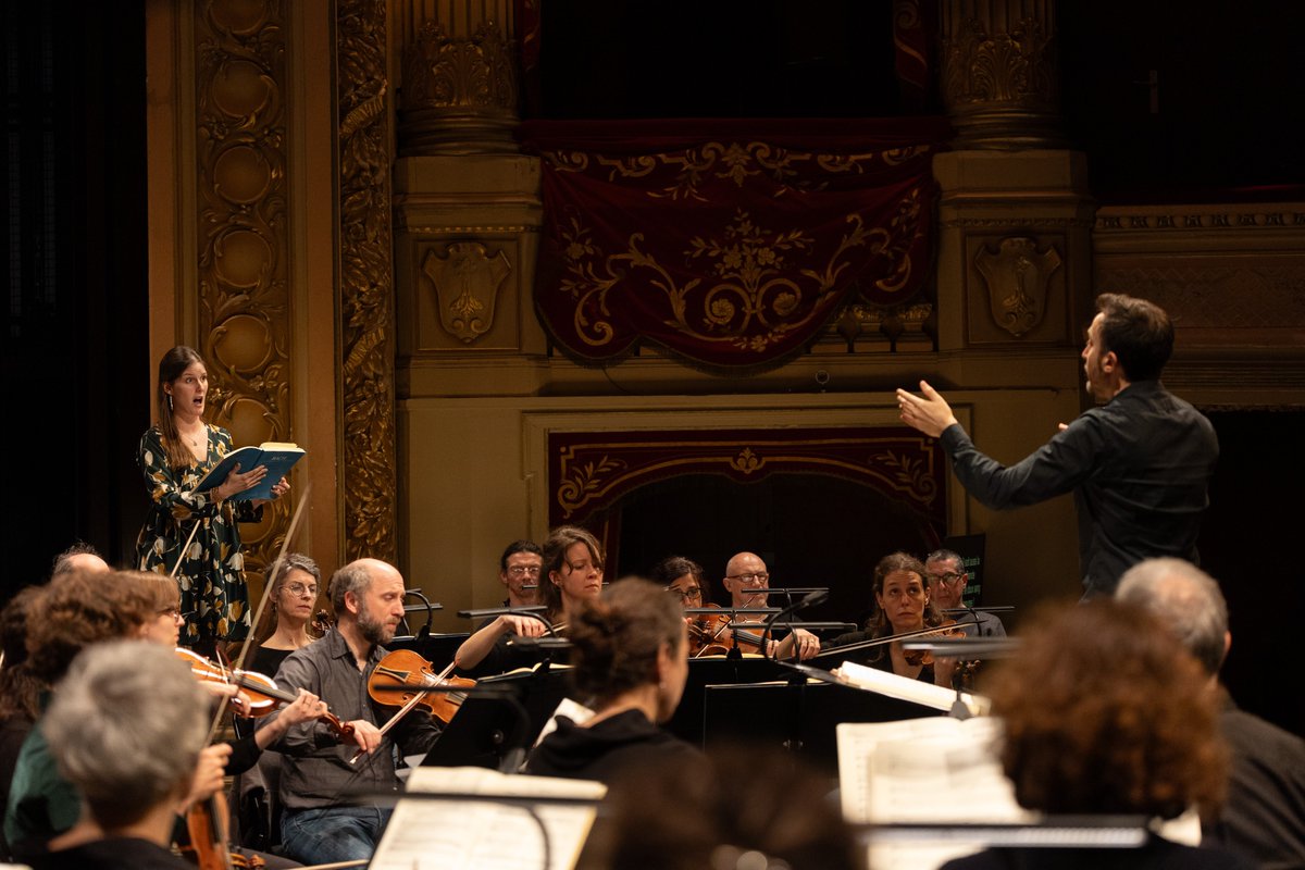L’Opéra de #Rennes accueillait la Passion selon Saint-Matthieu de Bach vendredi et samedi . Le Banquet Céleste, sous la houlette de Damien Guillon, le Chœur de chambre Mélisme(s) et la Maîtrise de Bretagne ont offert au public une prestation remarquable
unidivers.fr/la-passion-sel…