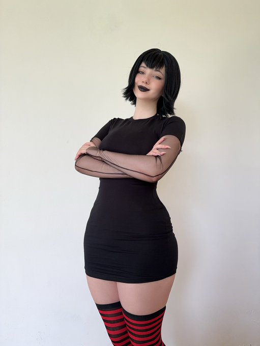 Mavis ? https://t.co/hCLXch3Lrl
