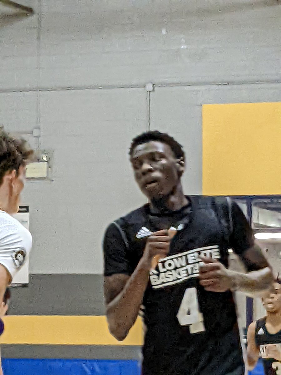 For K Low Elite (CTC) '24 Travis Reed #2 Roman Catholic had 25pts 7 treys, '24 Amari Dow #20 Cristo Rey had 20pts 9reb 2 treys 2stls, '25 Devin Booker #4 Cristo Rey had 16pts 2 treys 3stls &amp; '24 Kabe Goss #0 Roman Catholic added 13pts 2 treys 7asts 7reb 3stls in the loss.