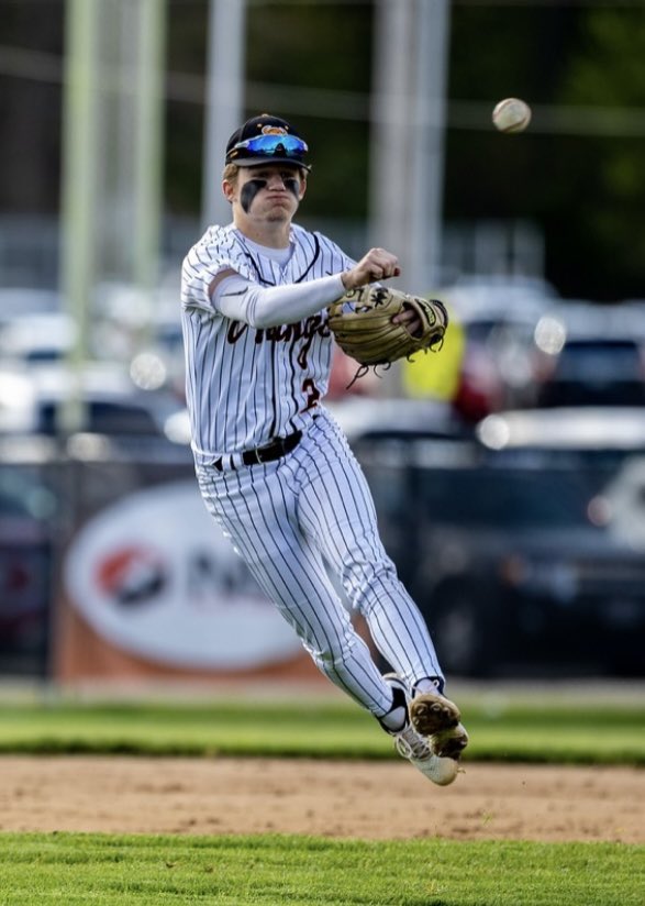Career Record Breaker !!!
                
Congratulations Mason Ashby for breaking the Career stolen bases record in today’s victory over Briar Woods, Va. … He broke a 34 yr old record held by Jason Siegmund (43) from 1990-91. Now at 44 and counting…🟠⚾️⚫️