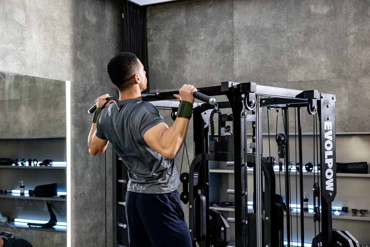 The multi-grip pull-up bar from M2A Brute 2X2 Smith Machine offers a range of grip options, making it ideal for targeting various muscle groups during pull-up exercises. With a sturdy capacity of 400lbs, it ensures safety and stability. 
AVAILABLE NOW At evolpow.com