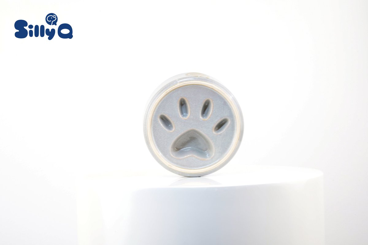 We use ceramic materials that are healthy, non-toxic, lead-free, durable, which can resist bacterial growth, keeping your dog away from chin diseases and not be damaged easily by dogs. #slowfeederbowl #SillyQ #dogs #dogbowl #doglovers
