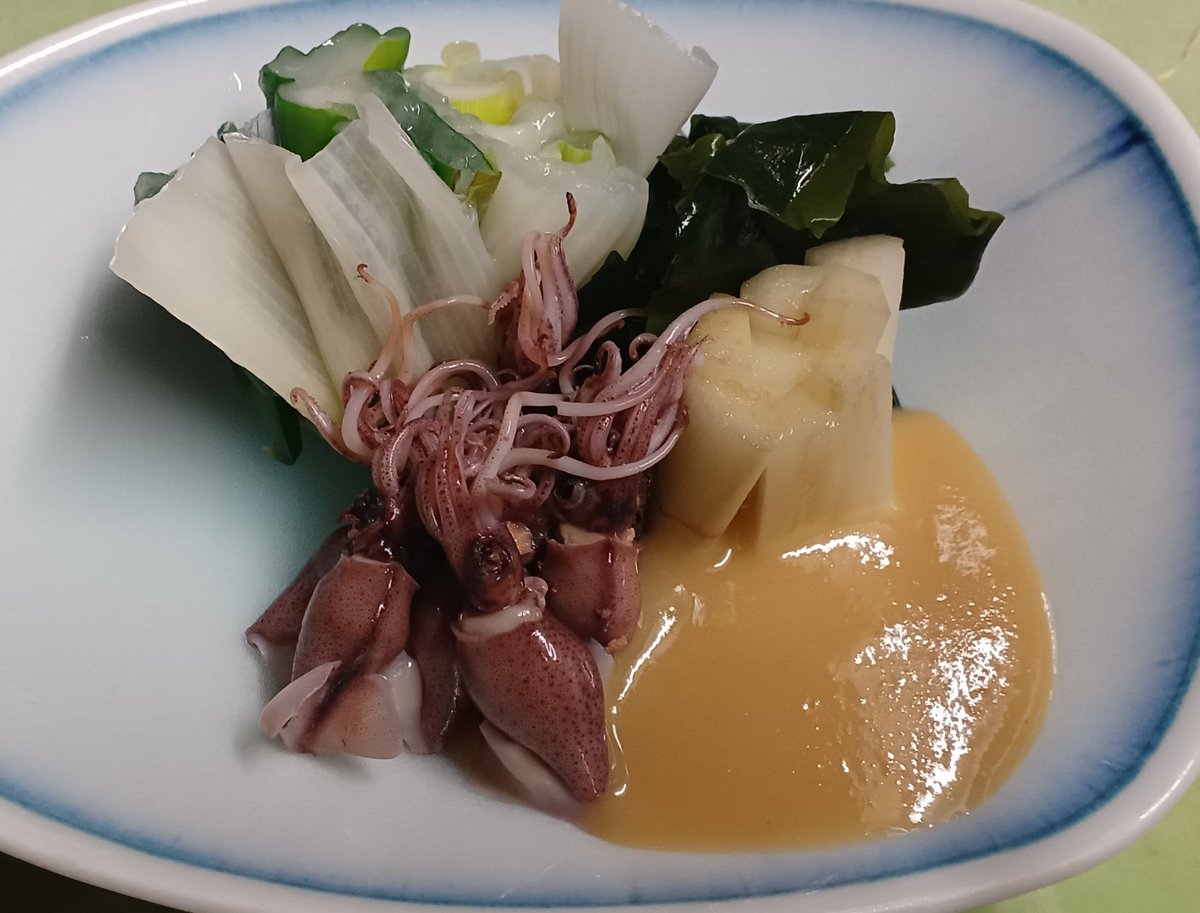 uminobon's tweet photo. ３月２６日定食お品書き
お刺身と揚げ物お品書き
たけのこ御飯　定食
たけのこ土佐煮　たけのこ焼き
ほたるいかと山うどぬた
あじ刺身　あじなめろう
かつお刺身
豚角煮大根　大根　厚揚げ　鷄肉田舎煮 https://t.co/c1yJ6sWCLF