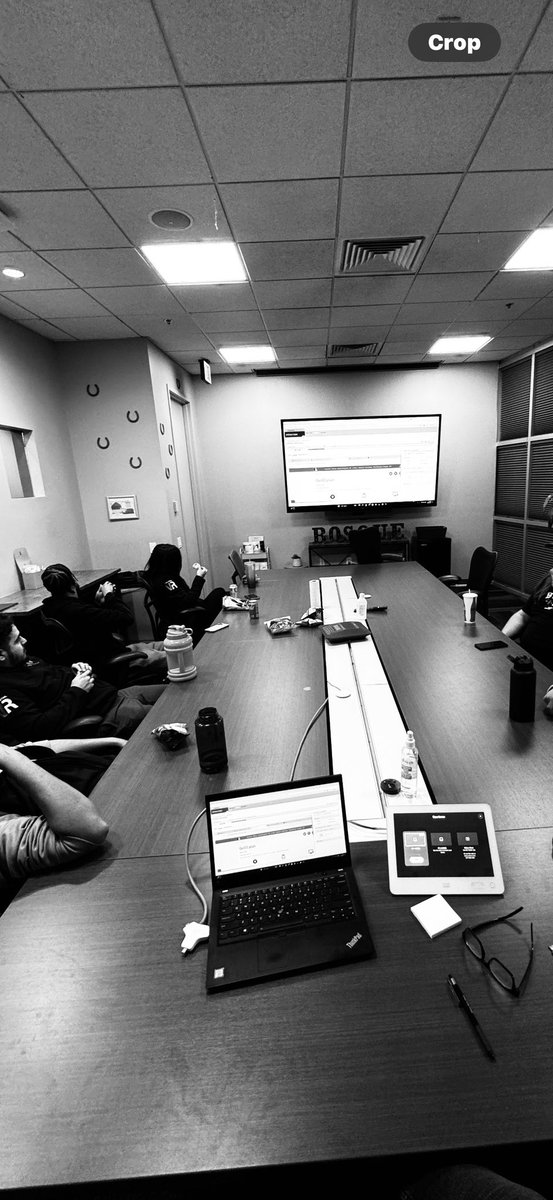 kskashuba's tweet photo. Meeting of the Minds-  #jeffersonstrong #VR #Winning https://t.co/hd3bOuPk2d
