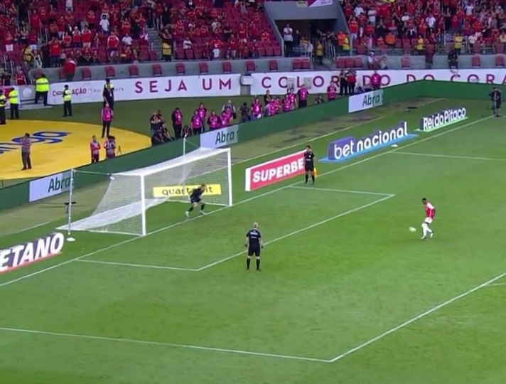 Na última vez que o Internacional venceu o Gauchão, o Brasil ainda era governado pela presidente Dilma Roussef. 

Nosso país se preparava para sediar as Olimpíadas e ainda não havia ocorrido o trágico acidente com a Chapecoense. O mundo nem imaginava a COVID 19. Para se ter uma