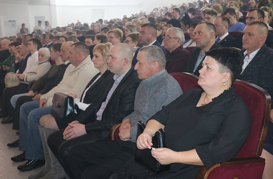 slutsk_rik's tweet photo. Лучших работников Слутчины по итогам работы в 2023 году чествовали на районном мероприятии в городском Доме культуры
https://t.co/q2tbCLJmrU https://t.co/eWVZ1fmTPi