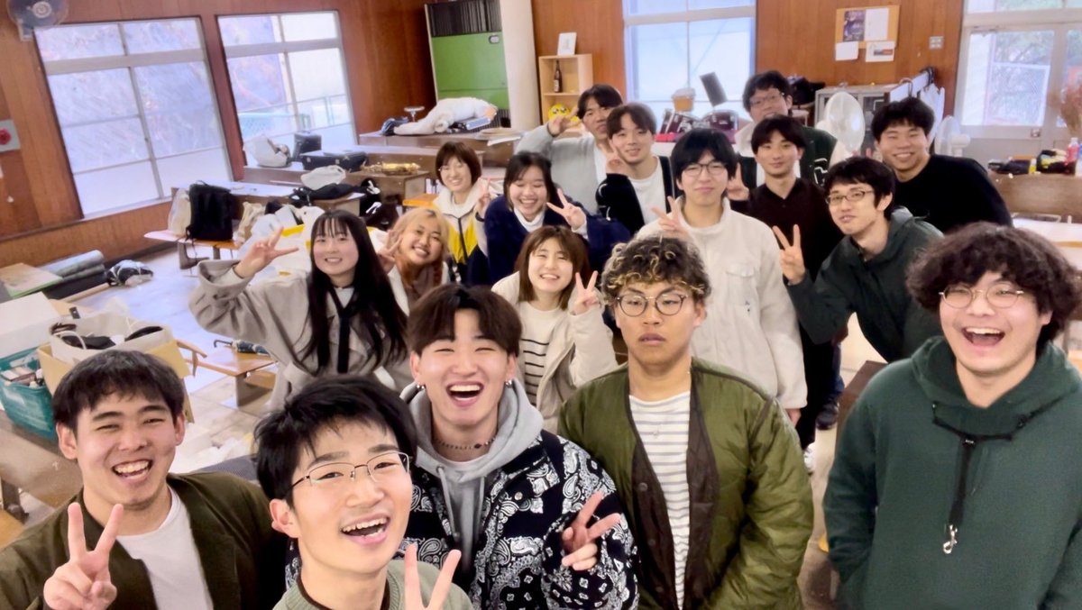 ous_bwe's tweet photo. 3月25日に謝恩会がありました、4年生の先輩方との最後の思い出をたくさん作ることが出来ました📷
4月からは新入生も入ってきますのでこれからも活動頑張りたいと思います‼️ https://t.co/OXCtl53HbM