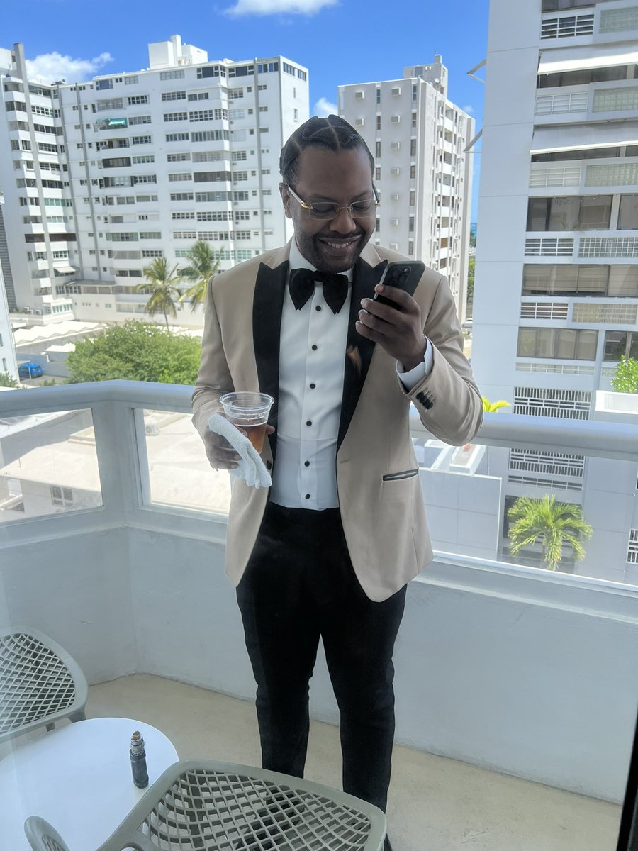 four5z's tweet image. Took a break to check on the farm while I’m thousands of miles away. Ok back to the fun!
#Bitcoin #BitcoinNode