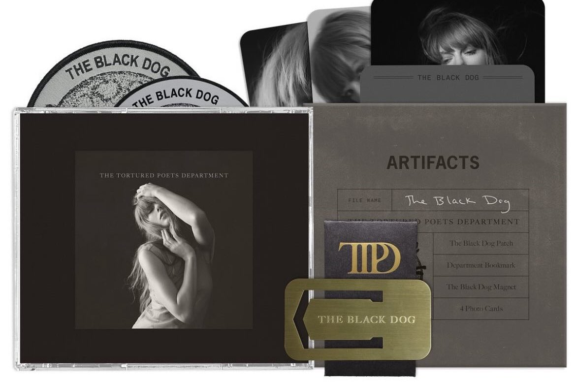 🚨#TSTTPD  GIVEAWAY🚨 “The Black Dog Collector’s Edition Deluxe CD” 🪶🤍 Open INTERNATIONAL 🌍 Bought extra intended to give International fans opportunities in owning one ☺️ ‼️Only enter if you don’t have it yet ‼️ 🕊️TO ENTER 🕊️ Must : 🫶🏻Follow me 🫶🏻Retweet and like this