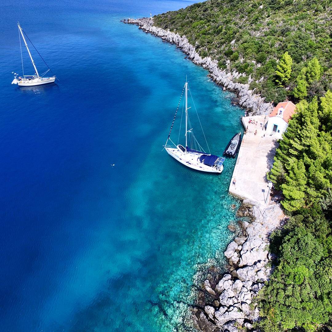 Choose among top Sailing destinations in Greek islands and ask for your personalized offer and final price!

🔎abbcharter.com/en/top-destina…
📧info@abbcharter.com

#greecevacation #greekislands #visitgreece #yachtcharter #yachtlife #yachting #boating #boatinglife #GreeceCharter